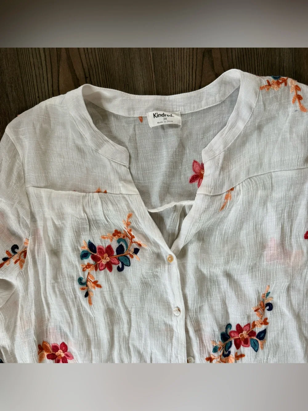 Kierra & Co. White Embroidered Button-Front Blouse - Floral Detail